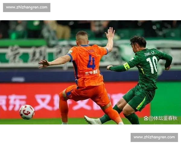 告别2026!老将们用尽全力,为球迷奉献最后一场足球盛宴 告别2026!老将们用尽全力,为球迷奉献最后一场足球盛宴